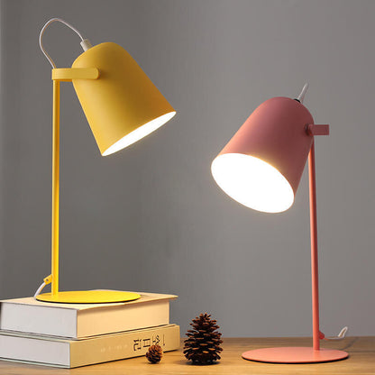 Arlo Modern Bedside Table Lamp