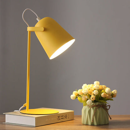 Arlo Modern Bedside Table Lamp