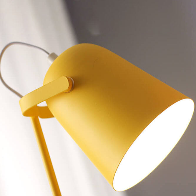 Arlo Modern Bedside Table Lamp