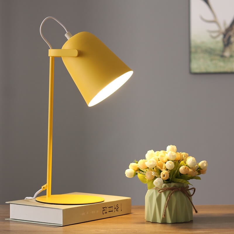 Arlo Modern Bedside Table Lamp