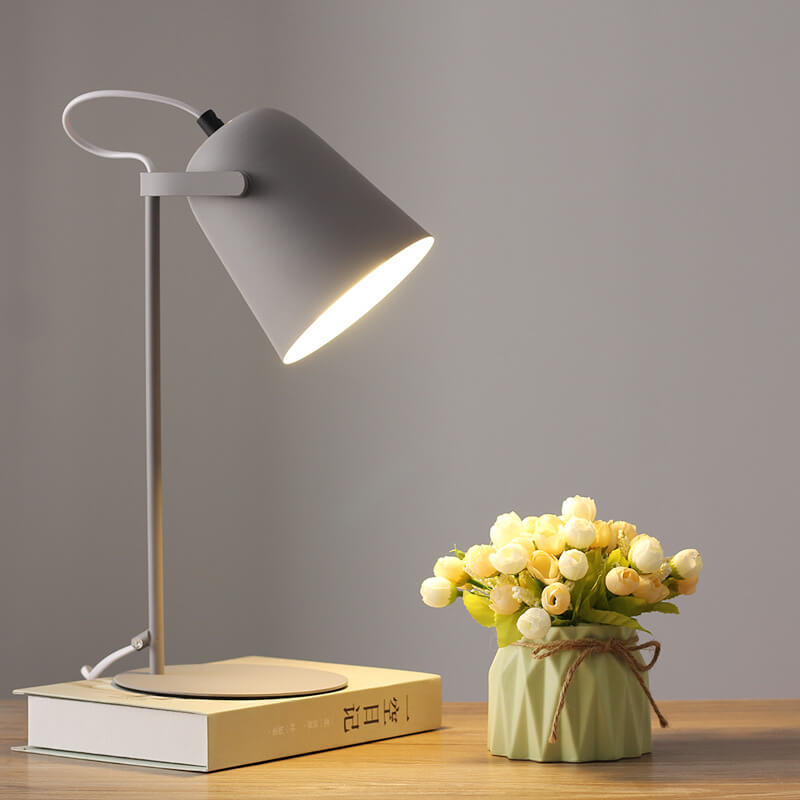 Arlo Modern Bedside Table Lamp