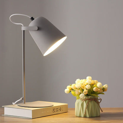 Arlo Modern Bedside Table Lamp