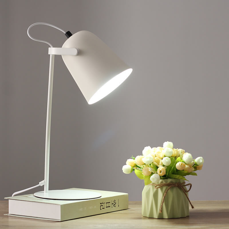 Arlo Modern Bedside Table Lamp